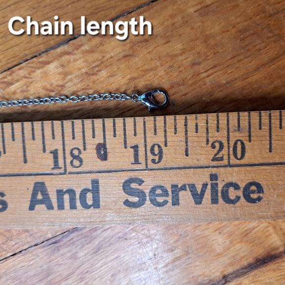 Vintage cameo pendant with frame and rhinestones - Picture 5 of 5